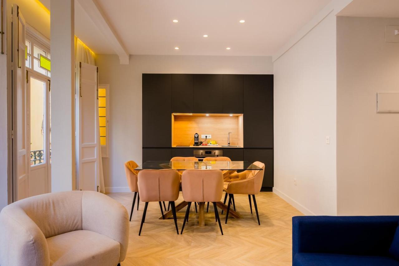 Elegant Apartment - 2 Bd 1 Bth - Center Sevilla エクステリア 写真